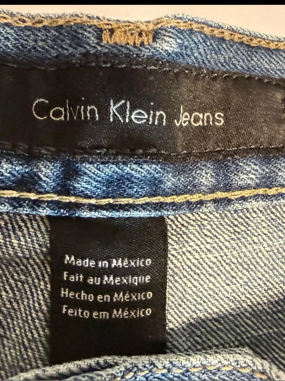 Calvin Klein Men's Relaxed Fit Jeans -Size 34x32